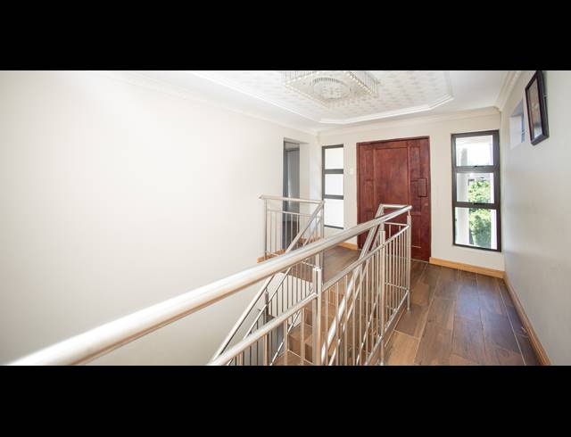 6 BEDROOM HOUSE FOR SALE IN BEACON BAY